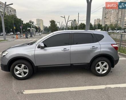 Сірий Ніссан Кашкай, об'ємом двигуна 2 л та пробігом 132 тис. км за 11300 $, фото 2 на Automoto.ua