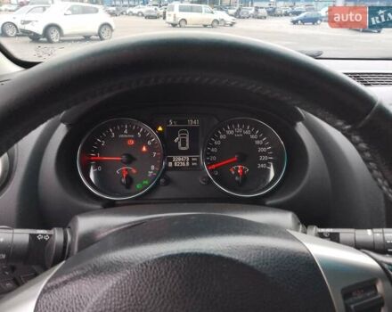 Серый Ниссан Кашкай, объемом двигателя 1.6 л и пробегом 228 тыс. км за 9900 $, фото 22 на Automoto.ua