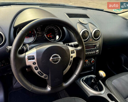 Серый Ниссан Кашкай, объемом двигателя 1.6 л и пробегом 183 тыс. км за 8999 $, фото 13 на Automoto.ua