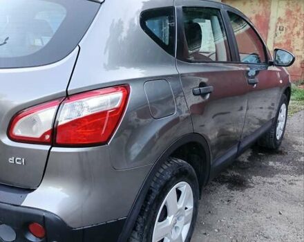 Сірий Ніссан Кашкай, об'ємом двигуна 1.5 л та пробігом 225 тис. км за 9500 $, фото 13 на Automoto.ua