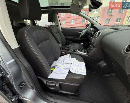 Сірий Ніссан Кашкай, об'ємом двигуна 1.6 л та пробігом 185 тис. км за 11799 $, фото 65 на Automoto.ua