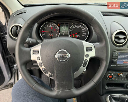 Сірий Ніссан Кашкай, об'ємом двигуна 1.6 л та пробігом 185 тис. км за 11799 $, фото 52 на Automoto.ua