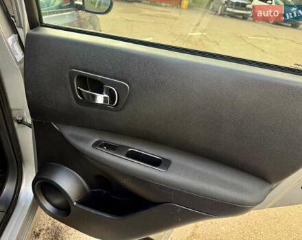 Серый Ниссан Кашкай, объемом двигателя 1.6 л и пробегом 183 тыс. км за 8999 $, фото 19 на Automoto.ua