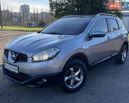 Сірий Ніссан Кашкай, об'ємом двигуна 2 л та пробігом 200 тис. км за 10450 $, фото 3 на Automoto.ua