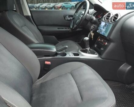 Серый Ниссан Кашкай, объемом двигателя 1.6 л и пробегом 228 тыс. км за 9900 $, фото 29 на Automoto.ua