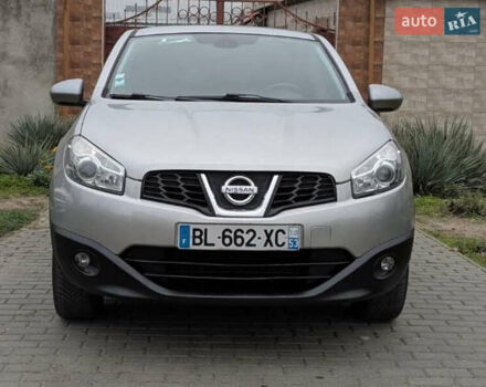 Серый Ниссан Кашкай, объемом двигателя 1.5 л и пробегом 231 тыс. км за 10500 $, фото 2 на Automoto.ua