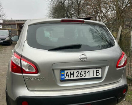Серый Ниссан Кашкай, объемом двигателя 1.6 л и пробегом 242 тыс. км за 9800 $, фото 2 на Automoto.ua