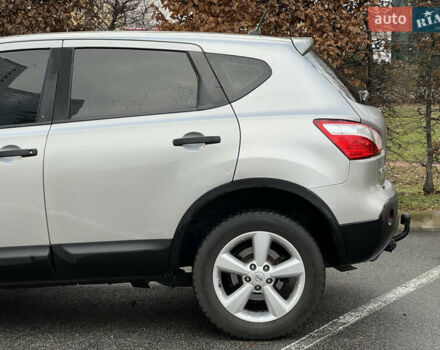 Серый Ниссан Кашкай, объемом двигателя 1.5 л и пробегом 271 тыс. км за 8750 $, фото 12 на Automoto.ua