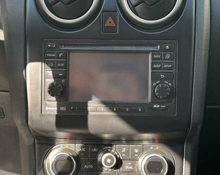 Сірий Ніссан Кашкай, об'ємом двигуна 2 л та пробігом 205 тис. км за 11500 $, фото 11 на Automoto.ua