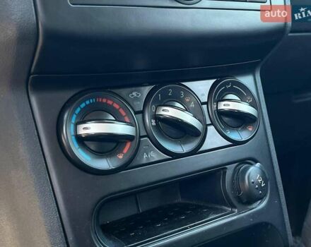 Серый Ниссан Кашкай, объемом двигателя 1.6 л и пробегом 144 тыс. км за 10990 $, фото 32 на Automoto.ua