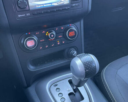 Сірий Ніссан Кашкай, об'ємом двигуна 2 л та пробігом 200 тис. км за 10450 $, фото 32 на Automoto.ua