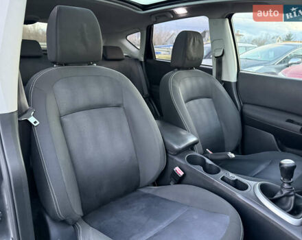 Сірий Ніссан Кашкай, об'ємом двигуна 1.6 л та пробігом 250 тис. км за 10700 $, фото 30 на Automoto.ua