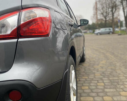 Серый Ниссан Кашкай, объемом двигателя 1.6 л и пробегом 195 тыс. км за 10600 $, фото 13 на Automoto.ua