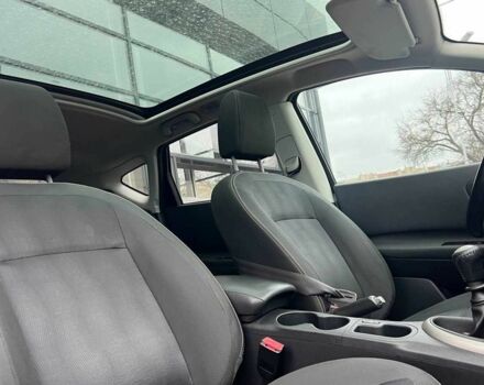 Серый Ниссан Кашкай, объемом двигателя 2 л и пробегом 260 тыс. км за 11500 $, фото 16 на Automoto.ua