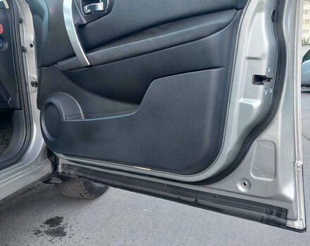 Серый Ниссан Кашкай, объемом двигателя 1.6 л и пробегом 177 тыс. км за 10600 $, фото 21 на Automoto.ua