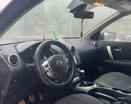 Серый Ниссан Кашкай, объемом двигателя 1.6 л и пробегом 238 тыс. км за 10500 $, фото 5 на Automoto.ua