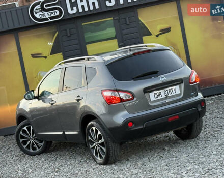 Сірий Ніссан Кашкай, об'ємом двигуна 1.6 л та пробігом 250 тис. км за 10700 $, фото 15 на Automoto.ua