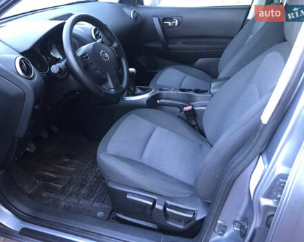 Серый Ниссан Кашкай, объемом двигателя 1.6 л и пробегом 285 тыс. км за 7999 $, фото 12 на Automoto.ua