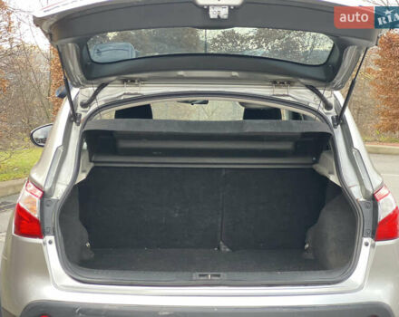 Серый Ниссан Кашкай, объемом двигателя 1.5 л и пробегом 271 тыс. км за 8750 $, фото 45 на Automoto.ua