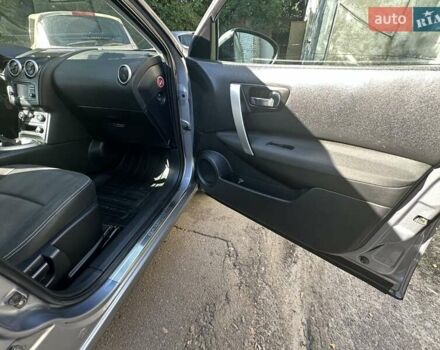 Сірий Ніссан Кашкай, об'ємом двигуна 2 л та пробігом 205 тис. км за 11500 $, фото 25 на Automoto.ua