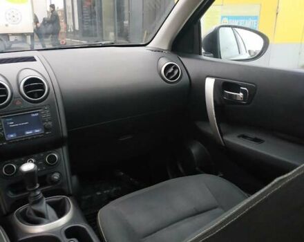 Сірий Ніссан Кашкай, об'ємом двигуна 1.5 л та пробігом 245 тис. км за 10500 $, фото 23 на Automoto.ua