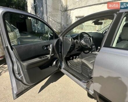Сірий Ніссан Кашкай, об'ємом двигуна 2 л та пробігом 205 тис. км за 11500 $, фото 22 на Automoto.ua
