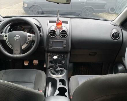 Серый Ниссан Кашкай, объемом двигателя 1.5 л и пробегом 284 тыс. км за 9800 $, фото 5 на Automoto.ua