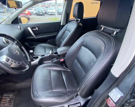 Серый Ниссан Кашкай, объемом двигателя 1.6 л и пробегом 214 тыс. км за 10600 $, фото 12 на Automoto.ua