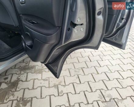 Серый Ниссан Кашкай, объемом двигателя 1.6 л и пробегом 231 тыс. км за 9999 $, фото 106 на Automoto.ua