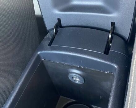 Серый Ниссан Кашкай, объемом двигателя 1.6 л и пробегом 225 тыс. км за 10000 $, фото 18 на Automoto.ua