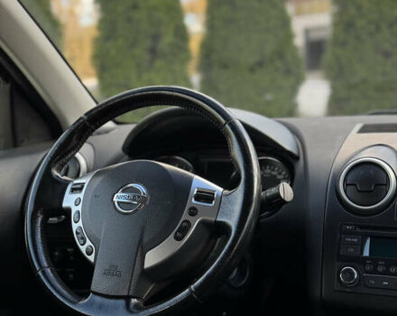 Серый Ниссан Кашкай, объемом двигателя 1.5 л и пробегом 264 тыс. км за 9299 $, фото 19 на Automoto.ua