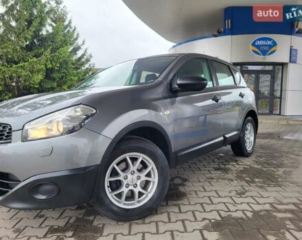 Серый Ниссан Кашкай, объемом двигателя 1.6 л и пробегом 231 тыс. км за 9999 $, фото 2 на Automoto.ua