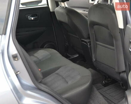 Серый Ниссан Кашкай, объемом двигателя 2 л и пробегом 143 тыс. км за 10999 $, фото 19 на Automoto.ua