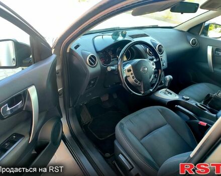 Сірий Ніссан Кашкай, об'ємом двигуна 2 л та пробігом 206 тис. км за 12600 $, фото 4 на Automoto.ua