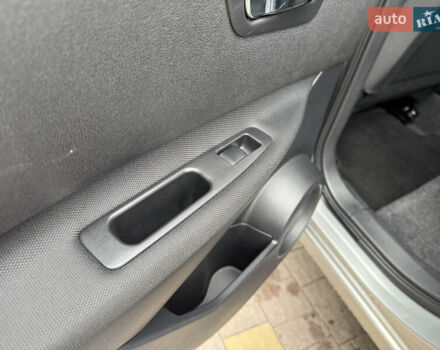 Серый Ниссан Кашкай, объемом двигателя 2 л и пробегом 173 тыс. км за 12435 $, фото 49 на Automoto.ua