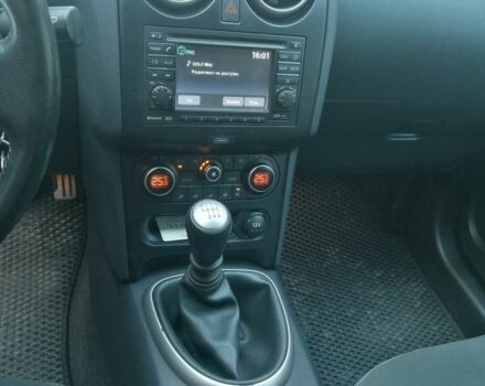 Серый Ниссан Кашкай, объемом двигателя 1 л и пробегом 185 тыс. км за 11100 $, фото 5 на Automoto.ua