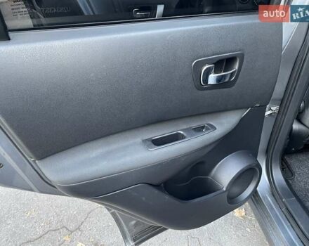 Сірий Ніссан Кашкай, об'ємом двигуна 1.6 л та пробігом 160 тис. км за 10900 $, фото 35 на Automoto.ua