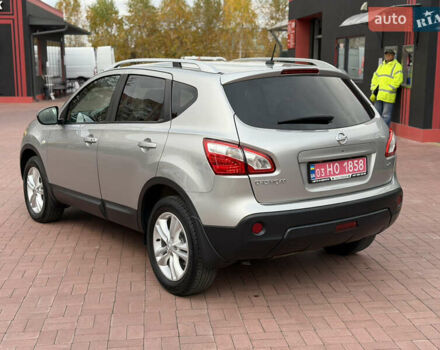 Сірий Ніссан Кашкай, об'ємом двигуна 1.5 л та пробігом 199 тис. км за 11300 $, фото 2 на Automoto.ua