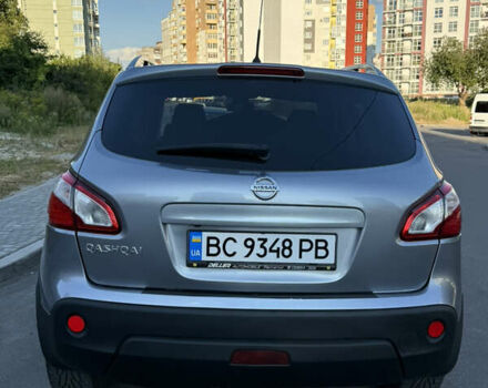 Сірий Ніссан Кашкай, об'ємом двигуна 2 л та пробігом 129 тис. км за 12000 $, фото 2 на Automoto.ua