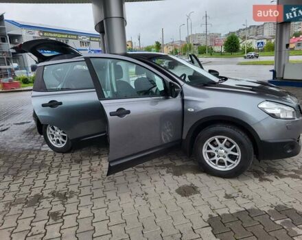 Серый Ниссан Кашкай, объемом двигателя 1.6 л и пробегом 231 тыс. км за 9999 $, фото 77 на Automoto.ua