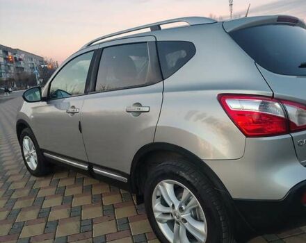 Серый Ниссан Кашкай, объемом двигателя 1.6 л и пробегом 207 тыс. км за 10200 $, фото 2 на Automoto.ua