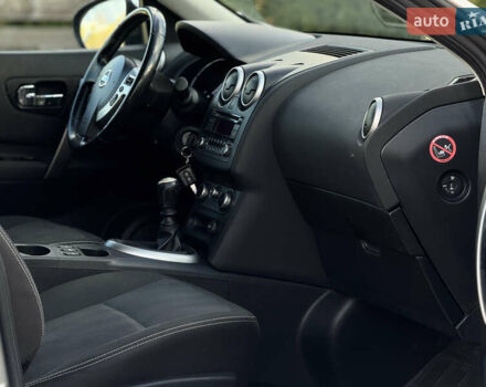 Серый Ниссан Кашкай, объемом двигателя 1.5 л и пробегом 264 тыс. км за 9299 $, фото 10 на Automoto.ua