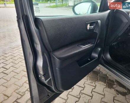 Серый Ниссан Кашкай, объемом двигателя 1.6 л и пробегом 231 тыс. км за 9999 $, фото 92 на Automoto.ua