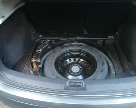 Серый Ниссан Кашкай, объемом двигателя 1 л и пробегом 185 тыс. км за 11100 $, фото 3 на Automoto.ua