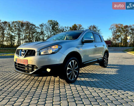 Серый Ниссан Кашкай, объемом двигателя 1.5 л и пробегом 200 тыс. км за 11699 $, фото 2 на Automoto.ua