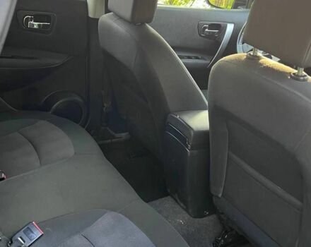 Серый Ниссан Кашкай, объемом двигателя 1.6 л и пробегом 285 тыс. км за 10600 $, фото 7 на Automoto.ua