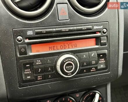 Сірий Ніссан Кашкай, об'ємом двигуна 1.6 л та пробігом 128 тис. км за 9900 $, фото 15 на Automoto.ua