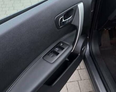 Серый Ниссан Кашкай, объемом двигателя 1.6 л и пробегом 246 тыс. км за 11600 $, фото 25 на Automoto.ua