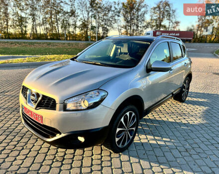 Серый Ниссан Кашкай, объемом двигателя 1.5 л и пробегом 200 тыс. км за 11699 $, фото 3 на Automoto.ua