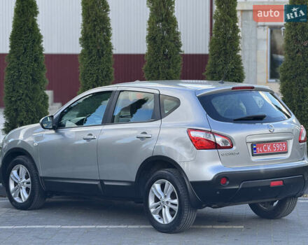 Серый Ниссан Кашкай, объемом двигателя 1.5 л и пробегом 264 тыс. км за 9299 $, фото 5 на Automoto.ua